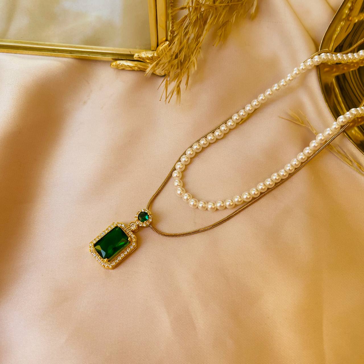 Royal charm necklace